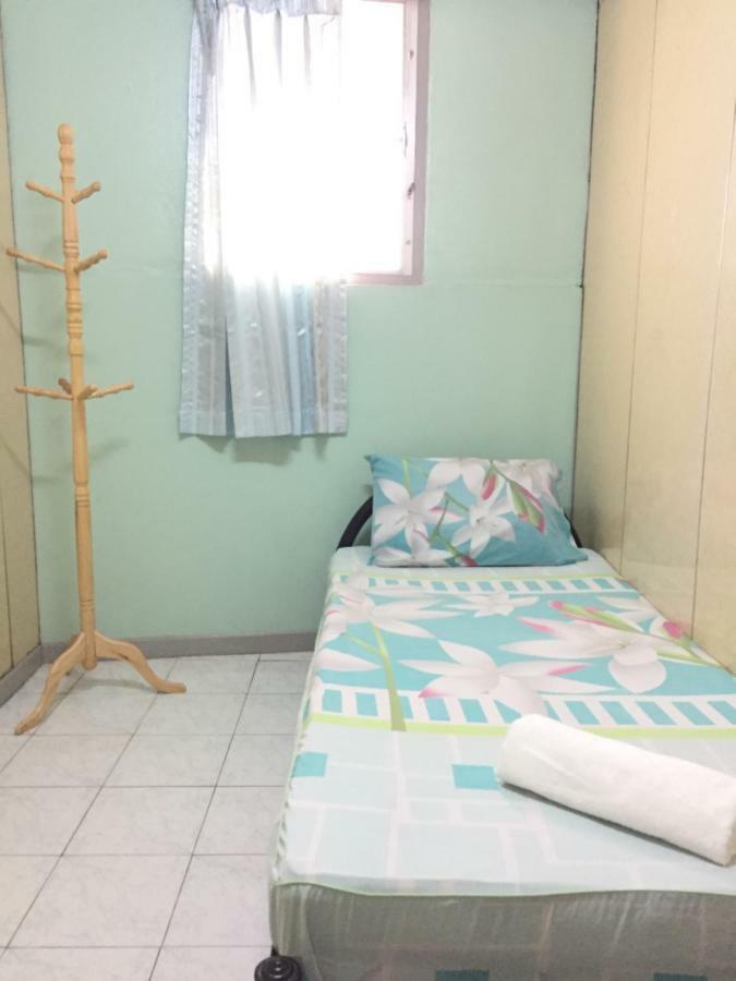 NAT 2 Guest House Bangkok Extérieur photo