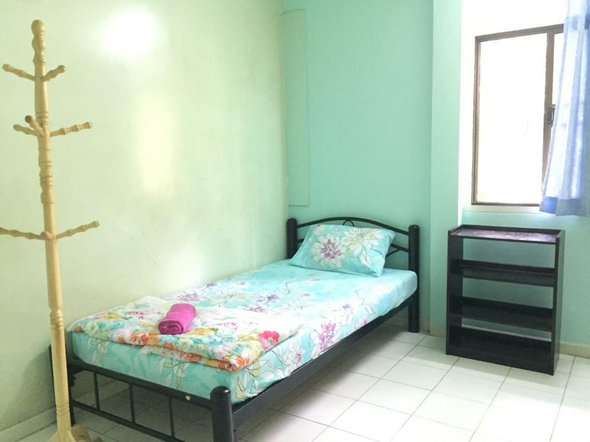NAT 2 Guest House Bangkok Extérieur photo